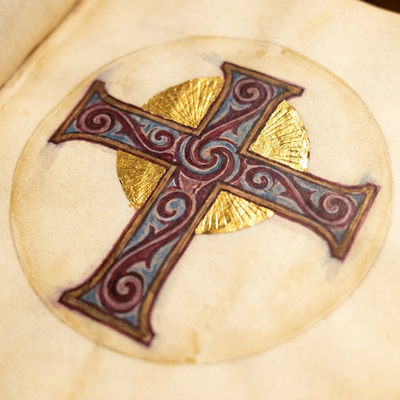 Illuminated cross